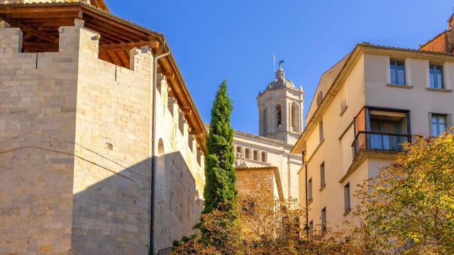 Este es el sueldo que necesitas para vivir bien en Girona y llegar a fin de mes: pocos lo logran