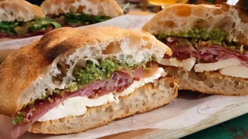 El bocadillo Bella Ciao del Santo Porcello