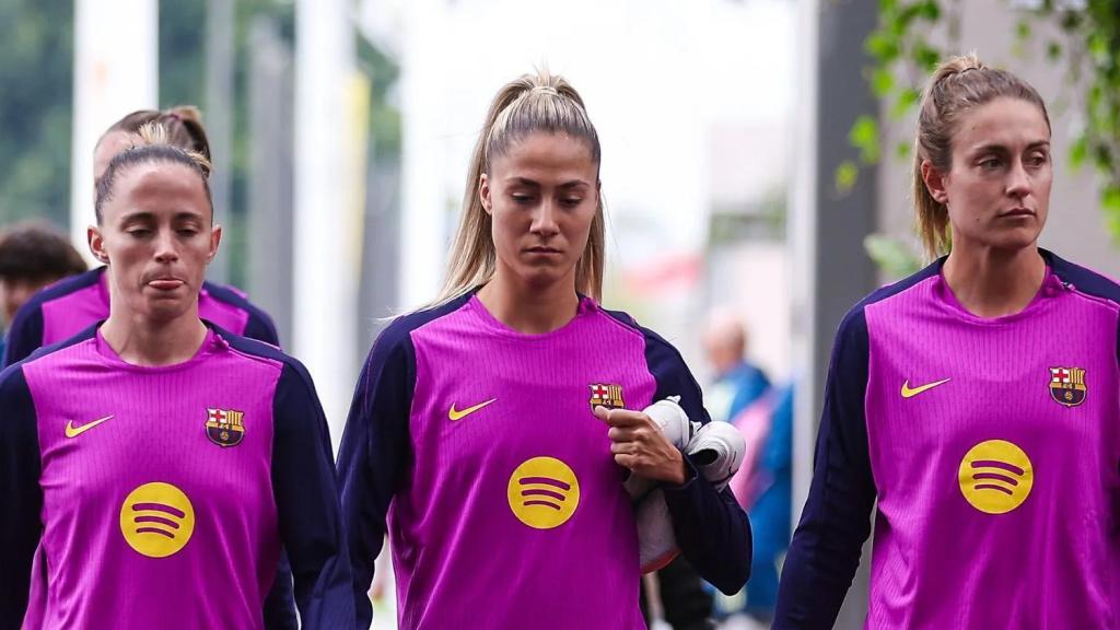 Ona Batlle, Laia Aleixandri y Alexia Putellas en un entrenamiento con el Barça Femenino