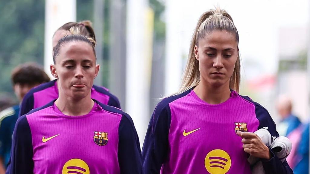 Ona Batlle, Laia Aleixandri y Alexia Putellas en un entrenamiento con el Barça Femenino