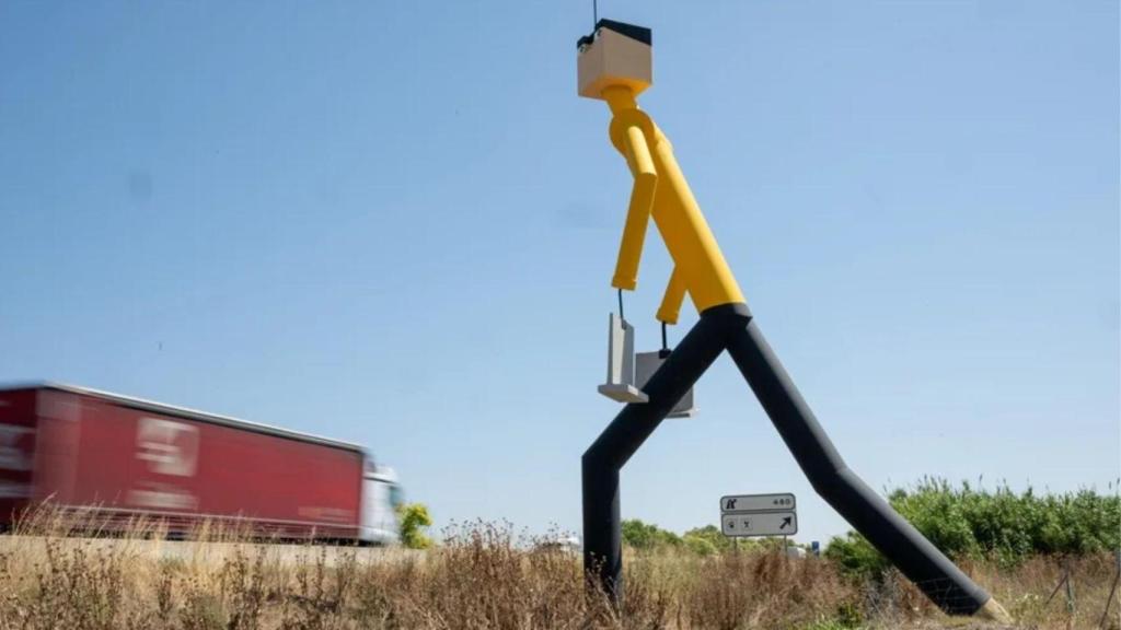 Escultura de Indíbil, en la A-2