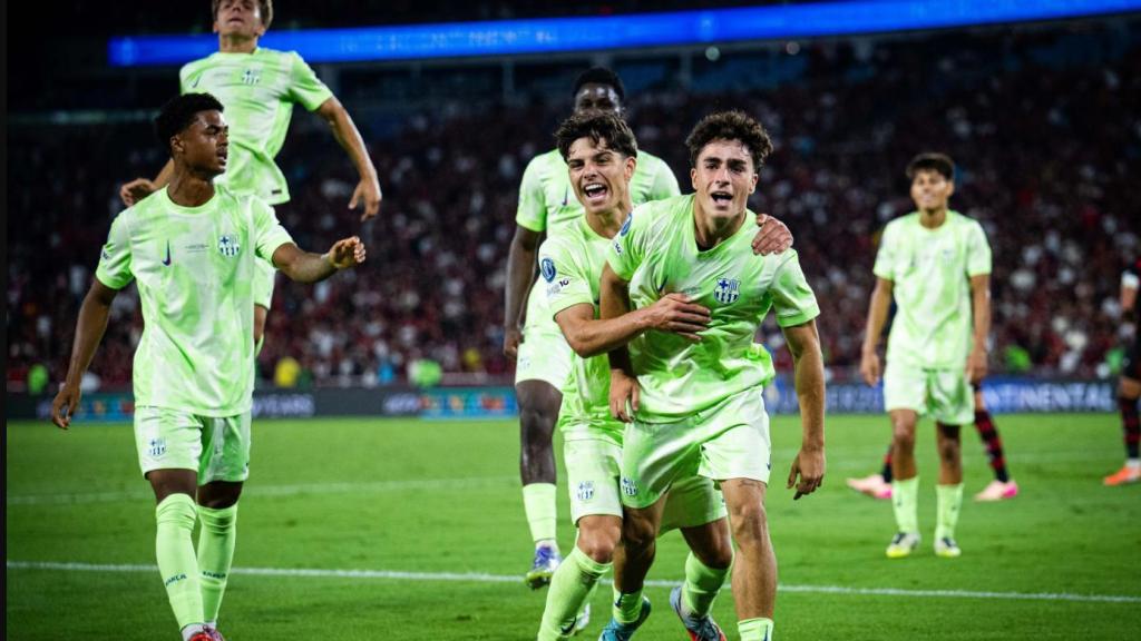 La celebració de Jan Virgili després d’anotar un gran gol al Flamengo-Barça sub-20 de la Copa Intercontinental