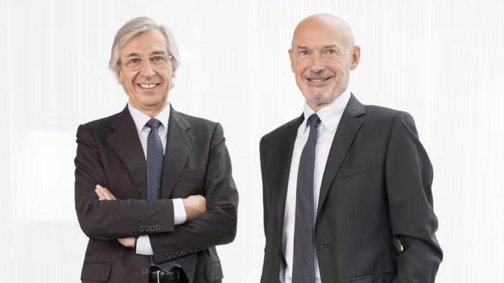 (i) Santiago de Gomar Roca y Javier Roca Hernández (d)