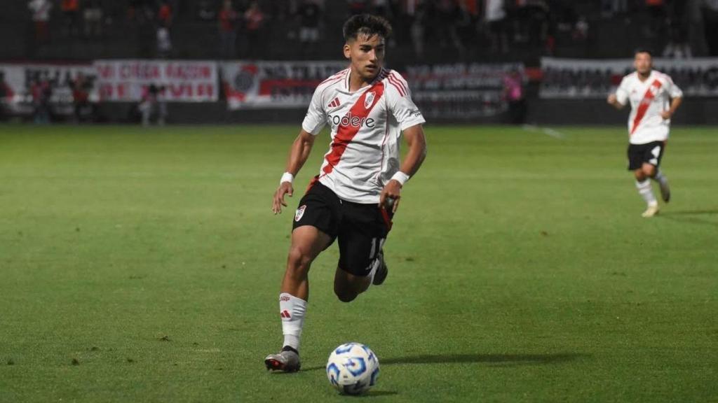 Ian Subiabre con River Plate
