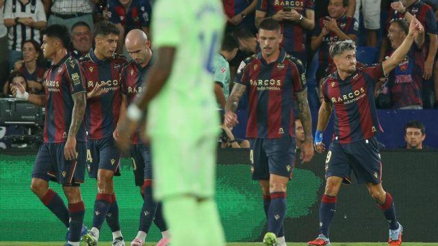 El Levante celebra uno de sus goles ante el Barça