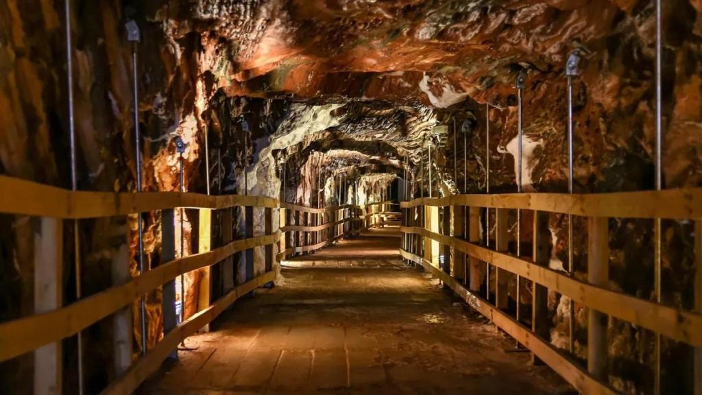 Parque Cultural de la Montaña de Sal de Cardona