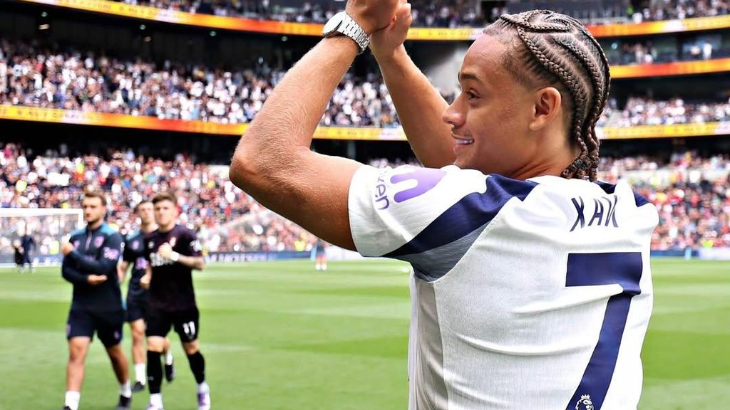 Xavi Simons, presentat com a nou futbolista del Tottenham