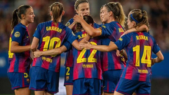 Las jugadoras del Barça Femenino celebran un gol contra el Alhama