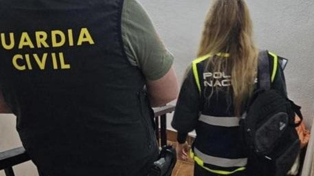 Intervención de la Guardia Civil y la Policía Nacional en Torredembarra, Tarragona y Arganda del Rey (Madrid)