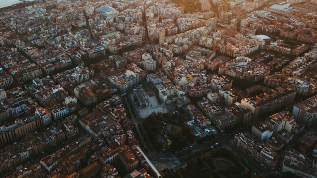 No es Barcelona, pero los vecinos de esta ciudad catalana también están hartos del turismo: No queremos una ciudad fotografía”