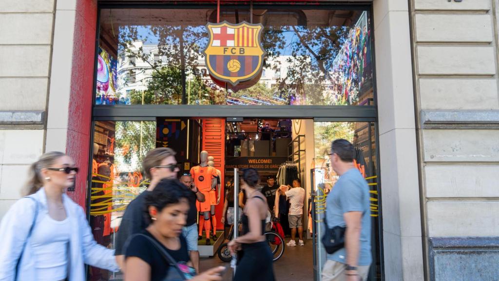 Tienda del Barça vandalizada en paseo de gracia