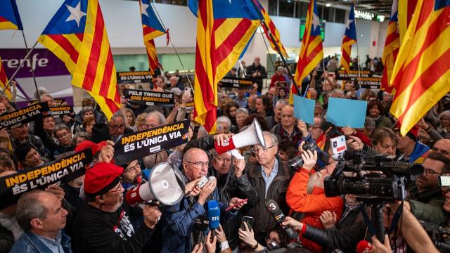 El presidente de la ANC, Lluís Llach, durante una concentración en abril de 2025