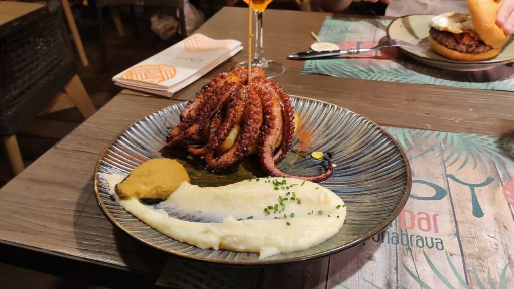 Pulpo a la brasa Enjoy it