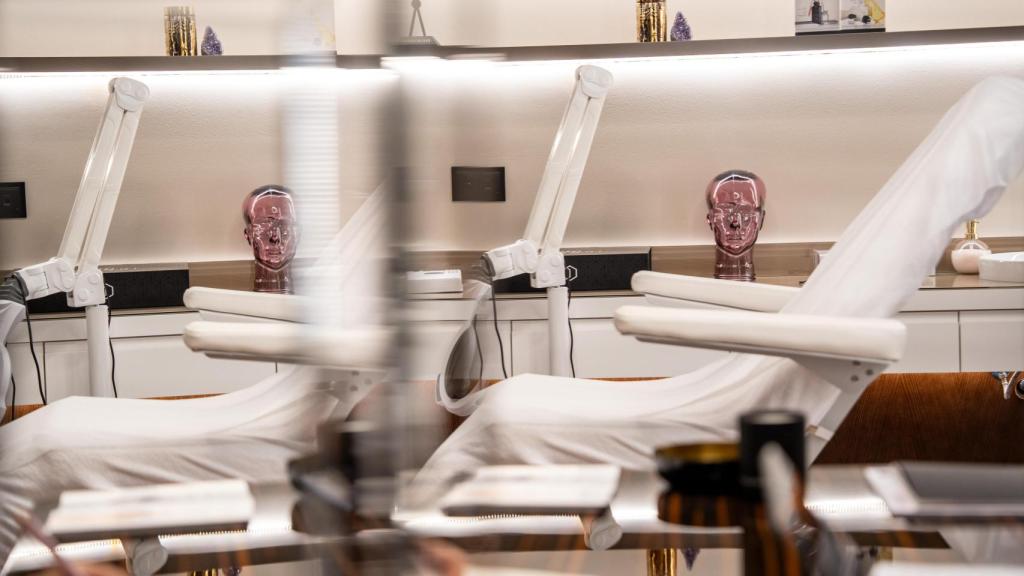 Interior de la Clínica Akiabara