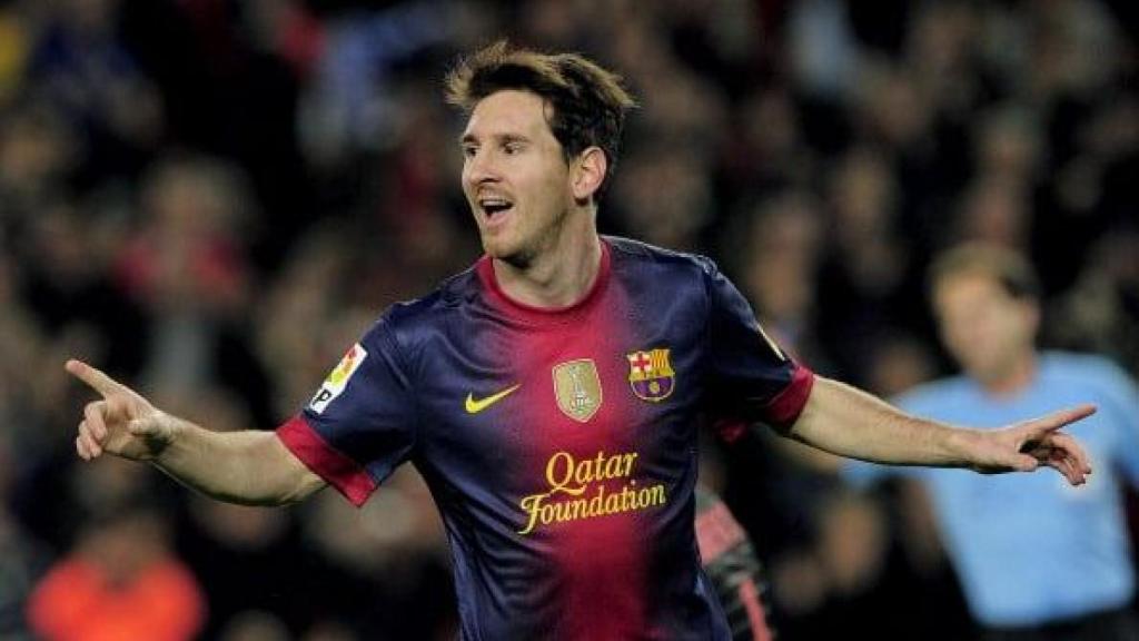 Leo Messi en 2012 con la camiseta del Barça y el patrocinio de Qatar Foundation