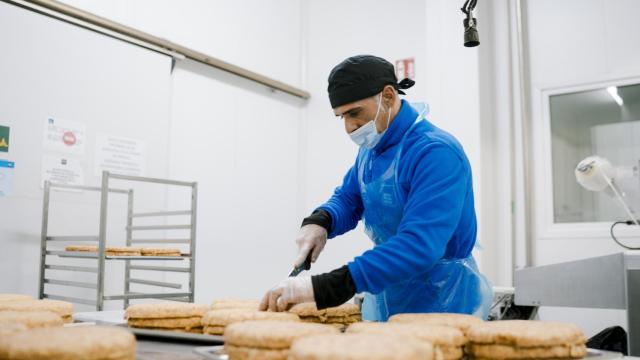 Desde el corazón de Bizkaia hasta tu mesa: la empresa que alimenta a medio norte de España con alma y tradición