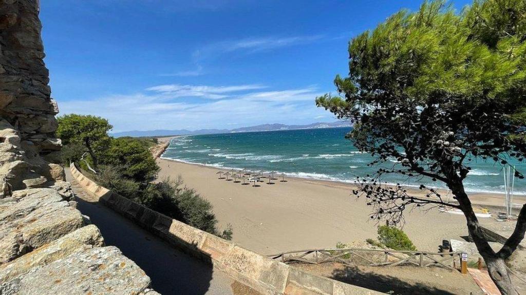 Playa en Sant Martí d’Empúries / TripAdvisor