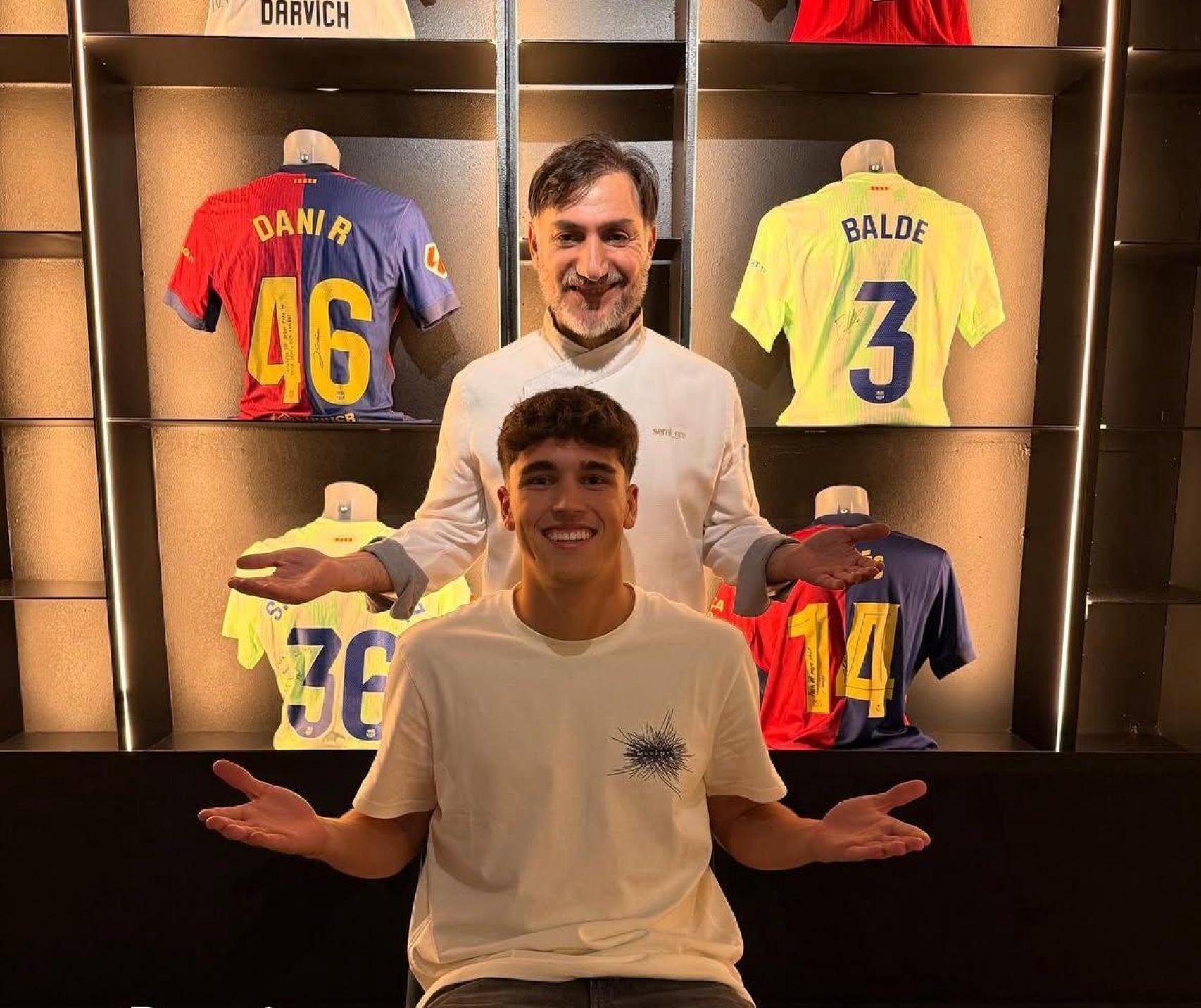 Pau Cubarsí con Semi en el restaurante Gaudim