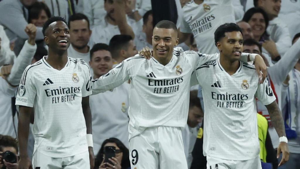 Vinicius, Mbappé y Rodrygo celebran un gol del Real Madrid