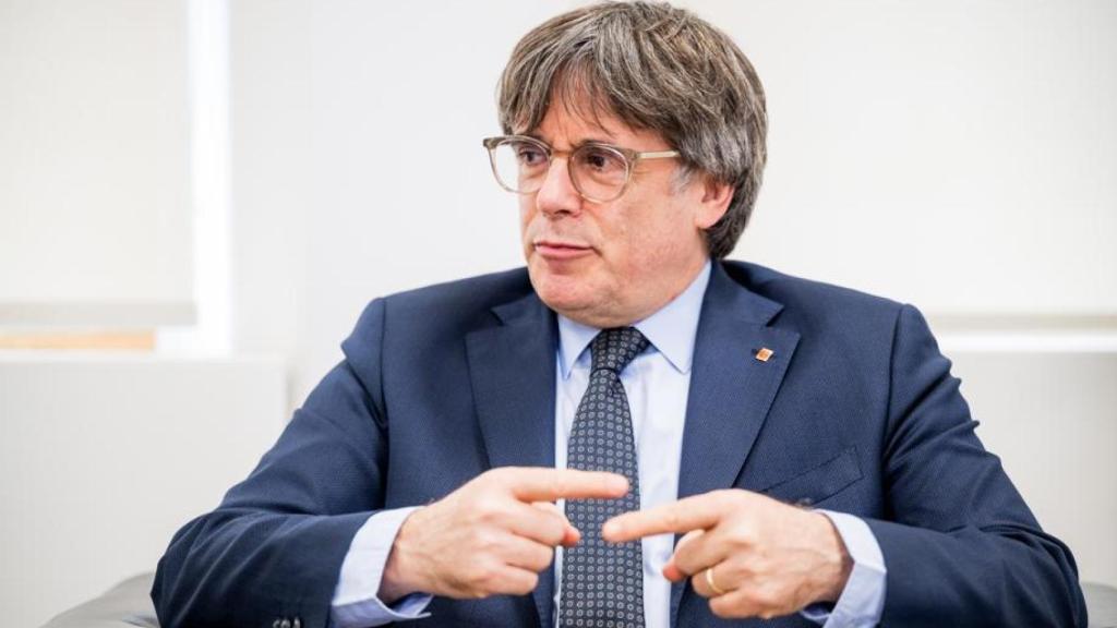 El presidente de Junts per Catalunya, Carles Puigdemont, durante una reunión con el presidente de la Generalitat