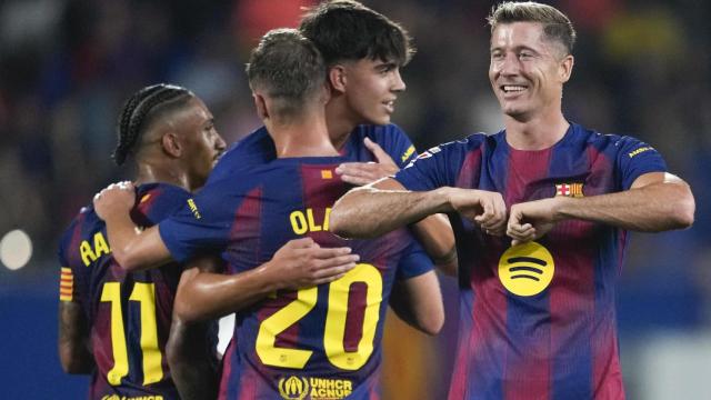 Lewandowski celebra uno de sus goles frente al Valencia