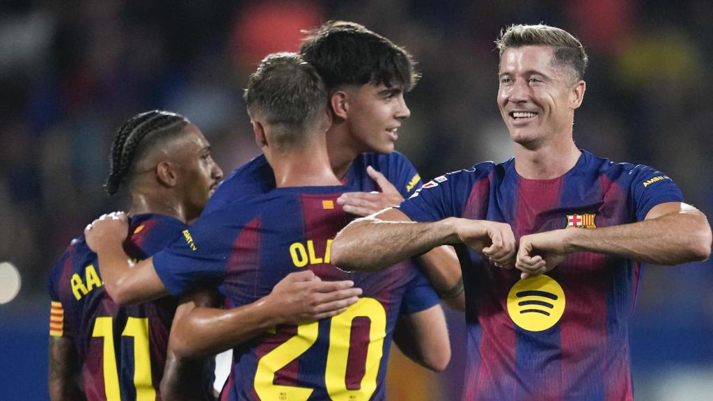 Lewandowski celebra uno de sus goles frente al Valencia