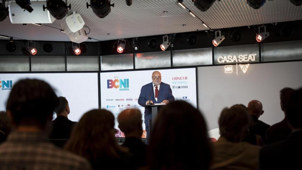Xavier Salvador, en la inauguración del foro BCN Desperta!