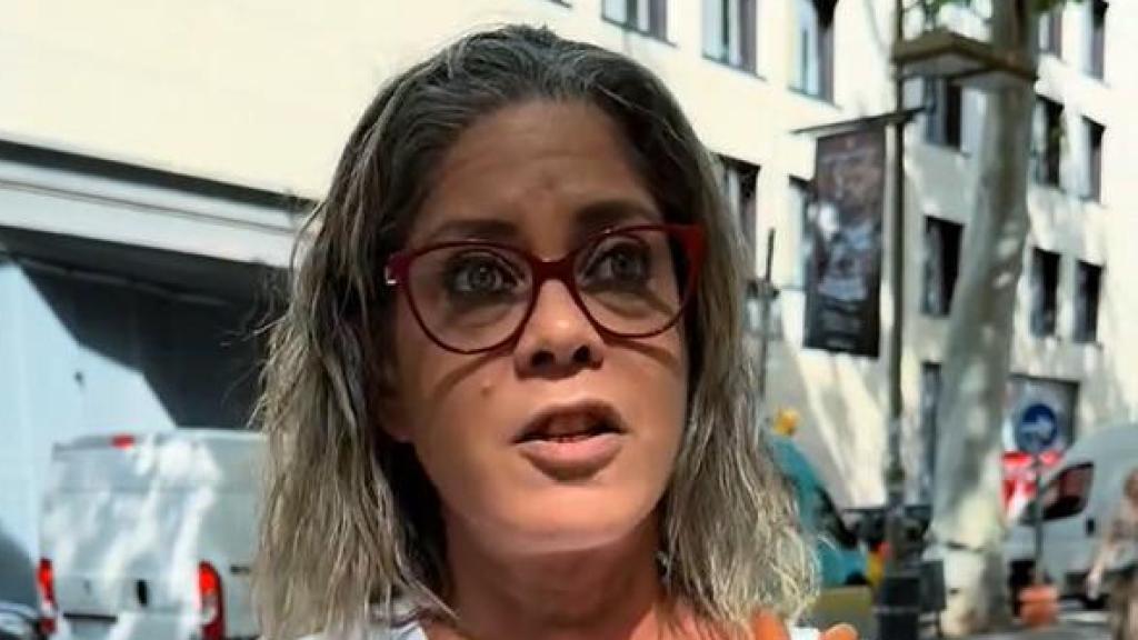 Una vecina catalana se queja del turismo masivo en Barcelona: “Esta locura nos está robando la ciudad y es un problema”