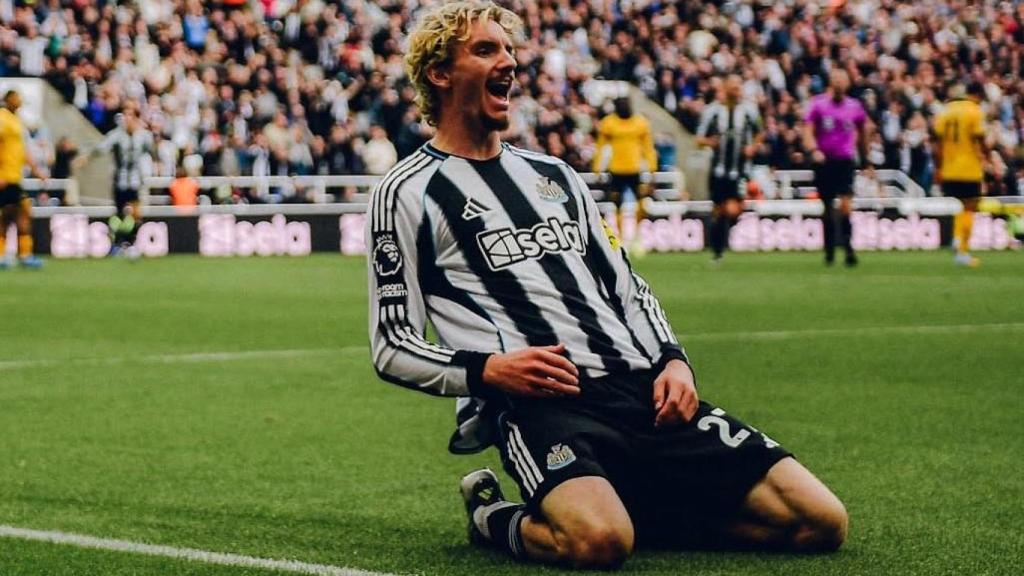 Nick Woltemade, el delantero del Newcastle de 1,98 metros de altura