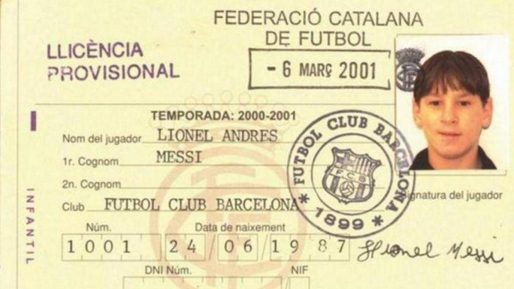 Primera ficha de Leo Messi como jugador del Barça, con 13 años