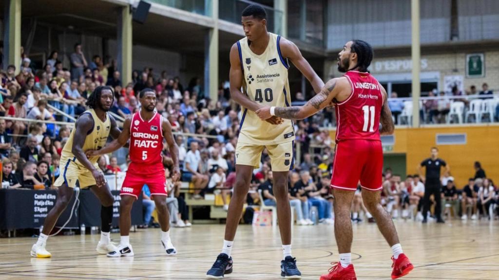 Mohamed Dabone, durant el partit del Barça de bàsquet contra el Girona