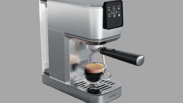 Amazon tira la casa por la ventana y rebaja a mitad de precio esta cafetera top ventas