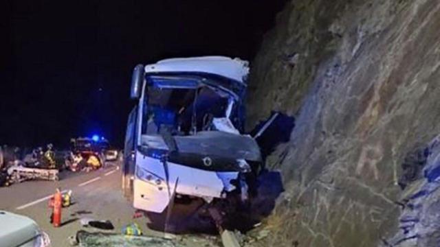 El bus accidentado en Francia