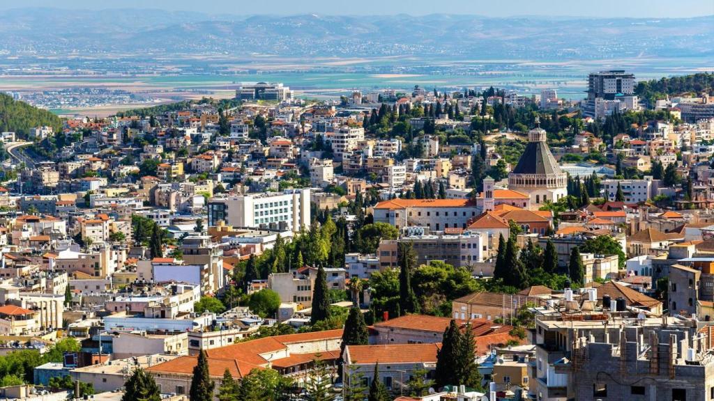 Parece Israel, pero es Barcelona: el barrio catalán que demuestra que la convivencia es posible