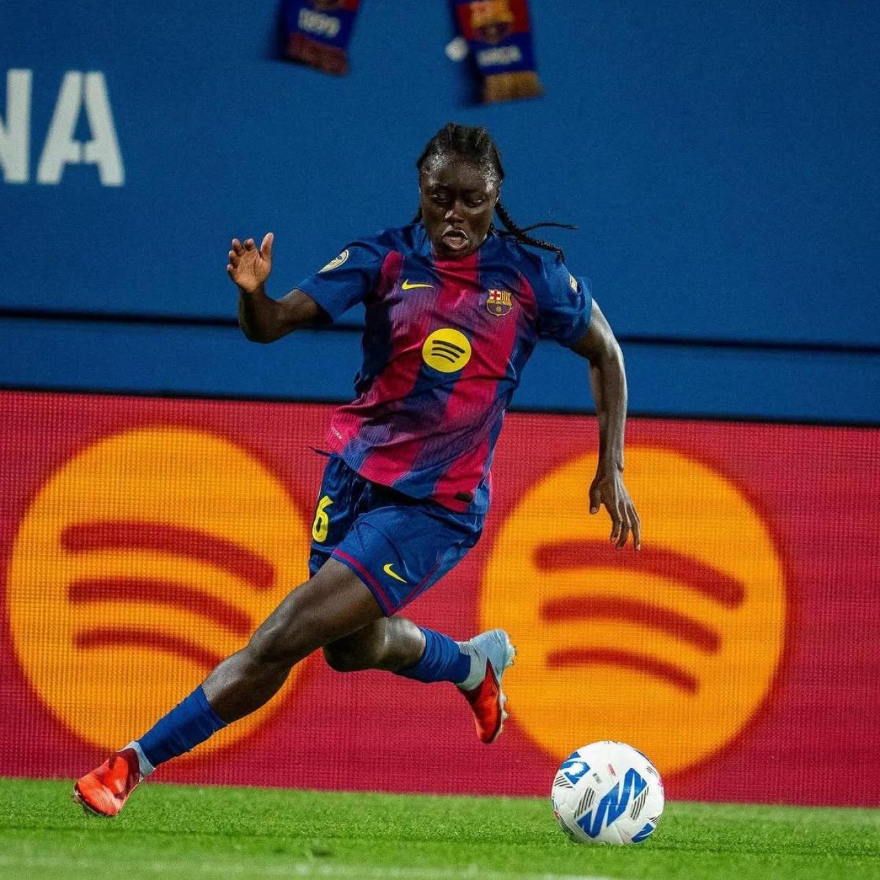 Aïcha Cámara con el Barça Femenino