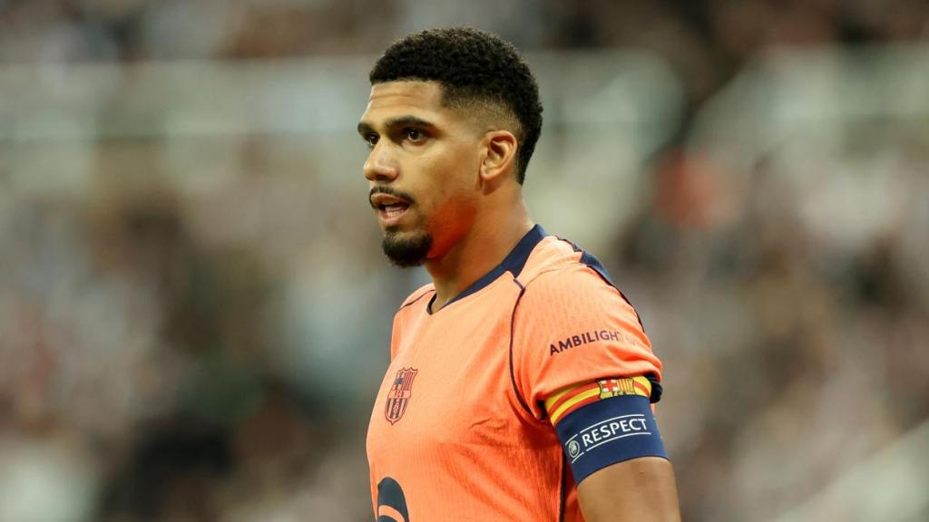 Ronald Araujo, en Newcastle