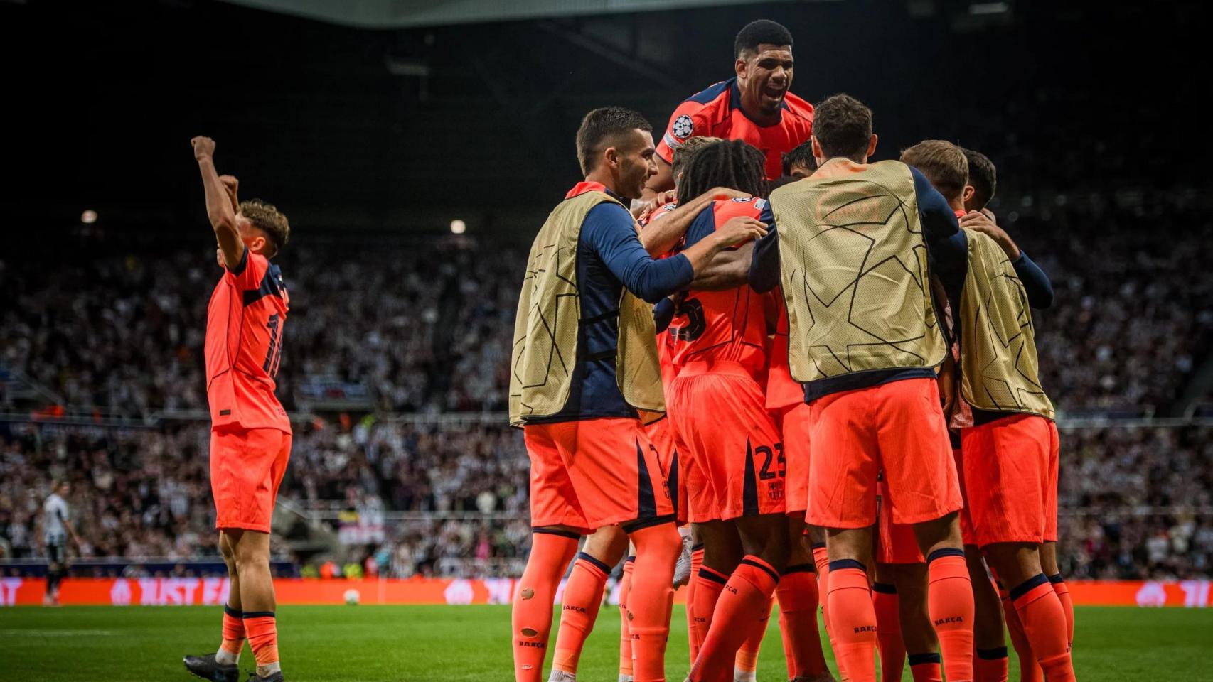 El Barça celebra un gol ante el Newcastle