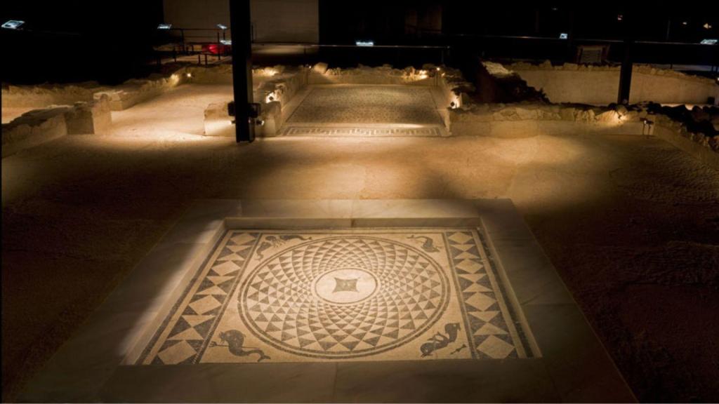 La Casa de los Delfines de Badalona