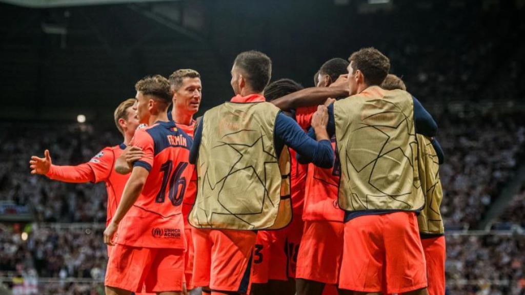 Los jugadores del Barça celebran un gol de Marcus Rashford contra el Newcastle