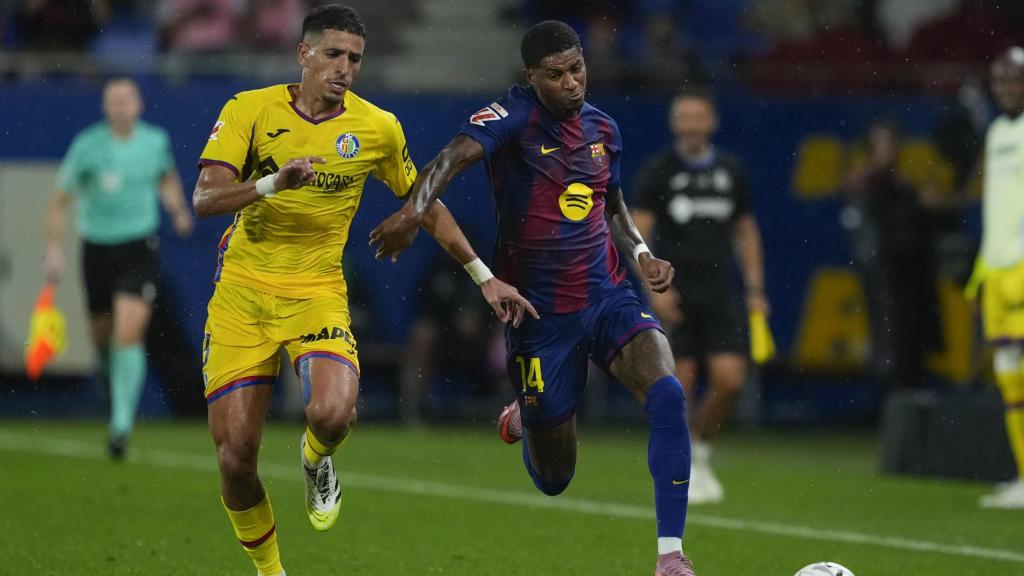 Rashford controla el balón contra el Getafe