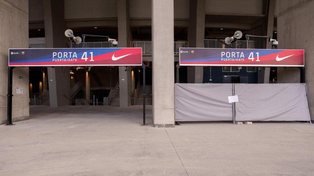 Puertas del nuevo Camp Nou en obras, a mediados de septiembre de 2025