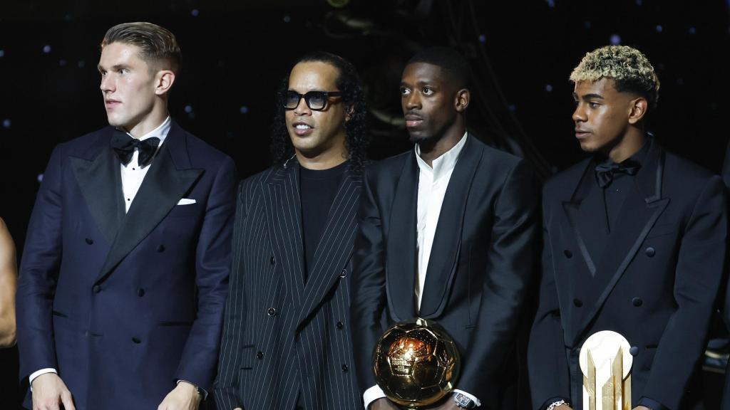 Viktor Gyokeres, Ronaldinho, Ousmane Dembelé y Lamine Yamal, en la gala del Balón de Oro