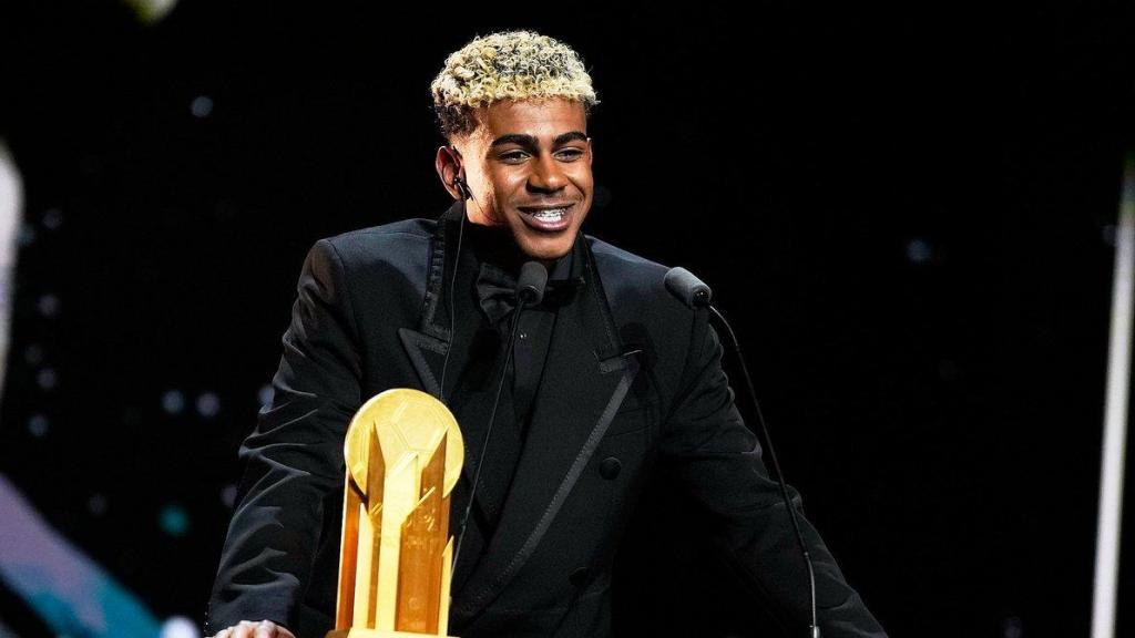 Lamine Yamal, Trofeu Kopa 2025 / X FC Barcelona