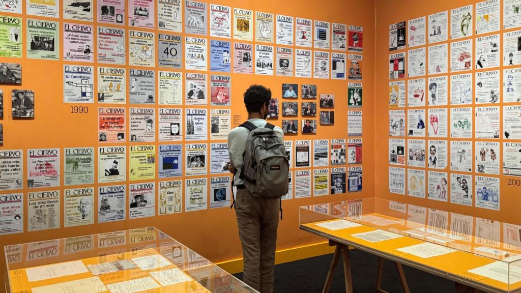 Aspecto de la exposición sobre 'El Ciervo' en el Palau Robert