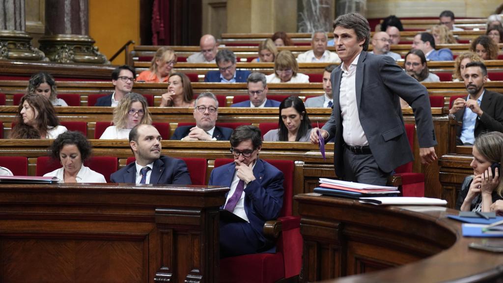 El diputado de Junts Salvador Vergés, durante un pleno en el Parlament de Catalunya, a 15 de julio de 2025