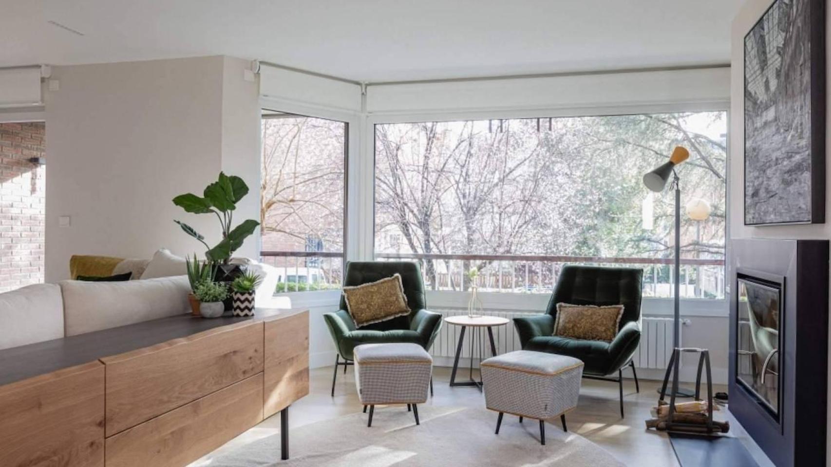 Salón tras una reforma integral de una vivienda