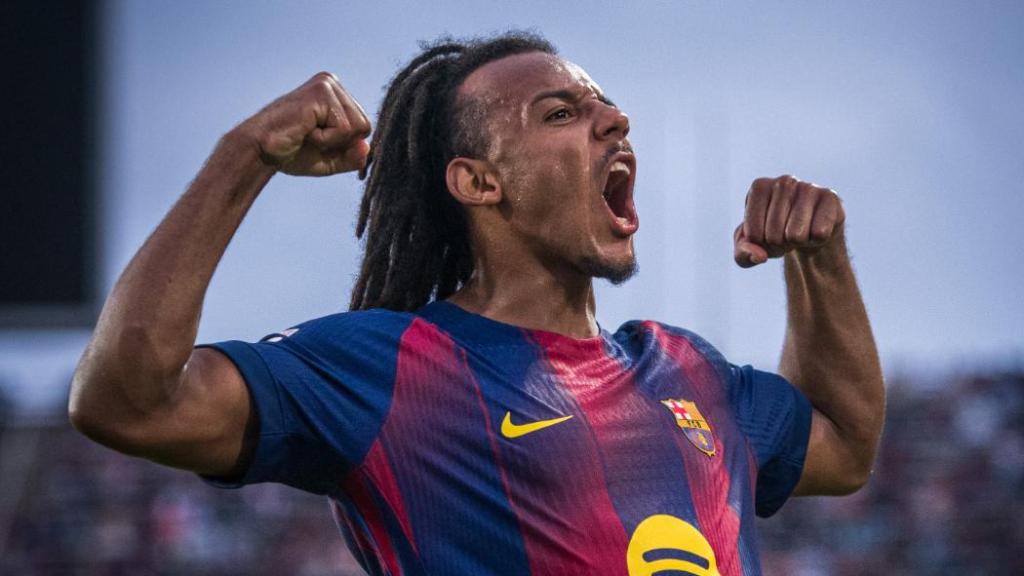 Jules Koundé celebra su gol en el Barça-Real Sociedad