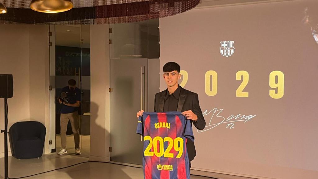 Marc Bernal renova amb el Barça fins al 2029