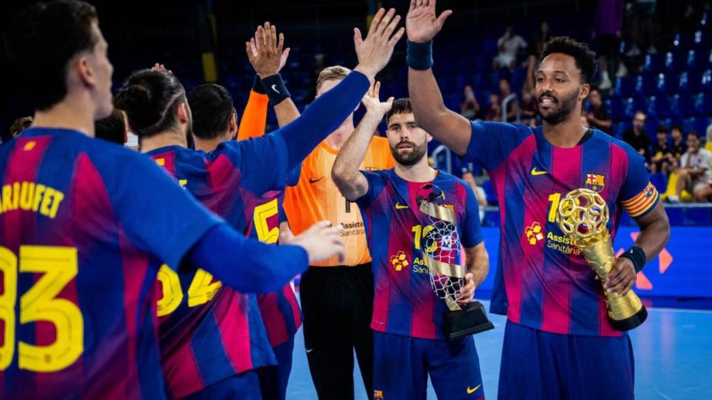 Los jugadores del Barça de balonmano, en un partido de Liga Asobal