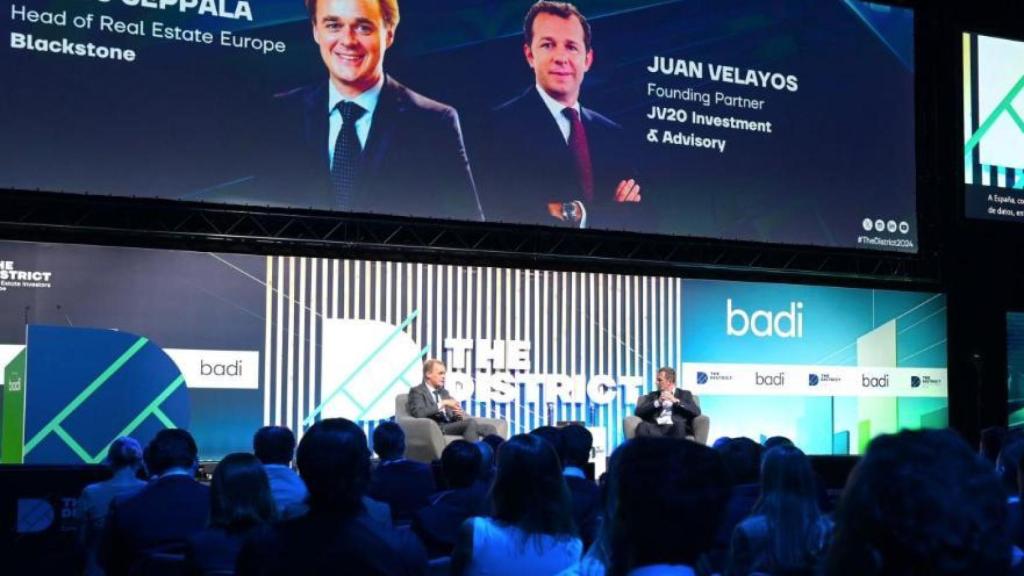 Cartel de las conferencias de expertos en una anterior edición